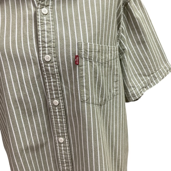 Levi's Men's Size XL Casual Button Down Shirt Short Sleeves Striped 100% Cotton - Picture 3 of 6
